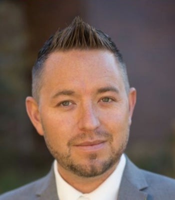 Portrait of Chris Guillan, REALTOR®.